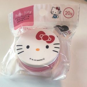 Hello Kitty travel case